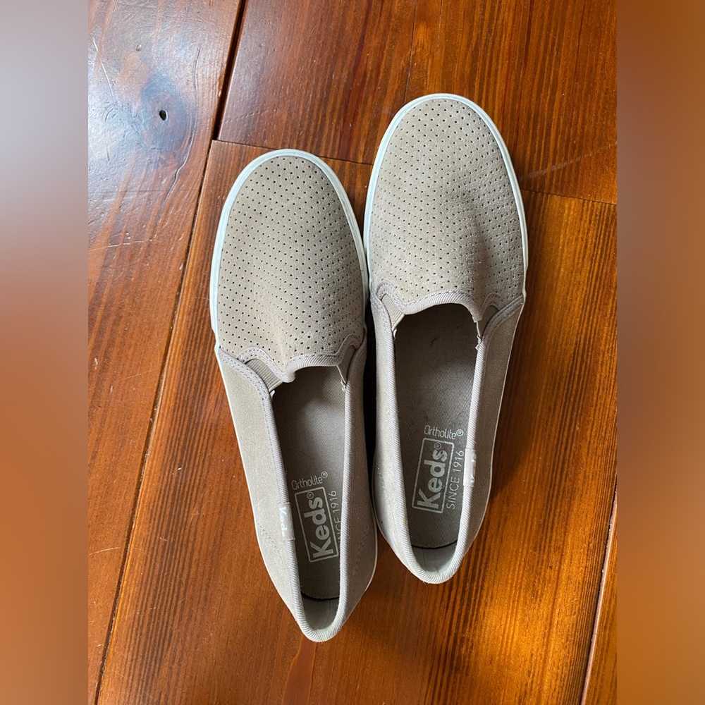 suede double decker slip on shoes from keds !!